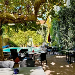 Hotell Cit'hotel Le Louvre Orange, Orange (Vaucluse)